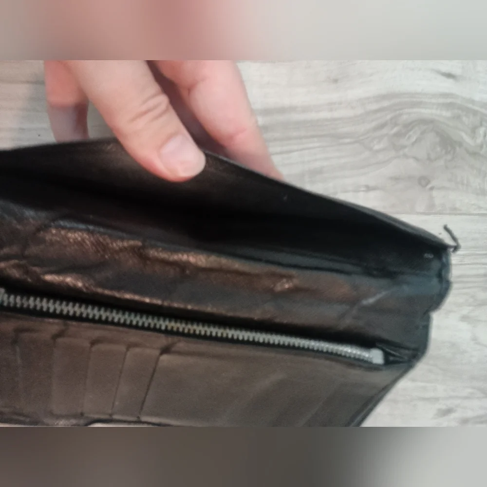 Louis Vuitton Brazza Wallet Epi Leather
